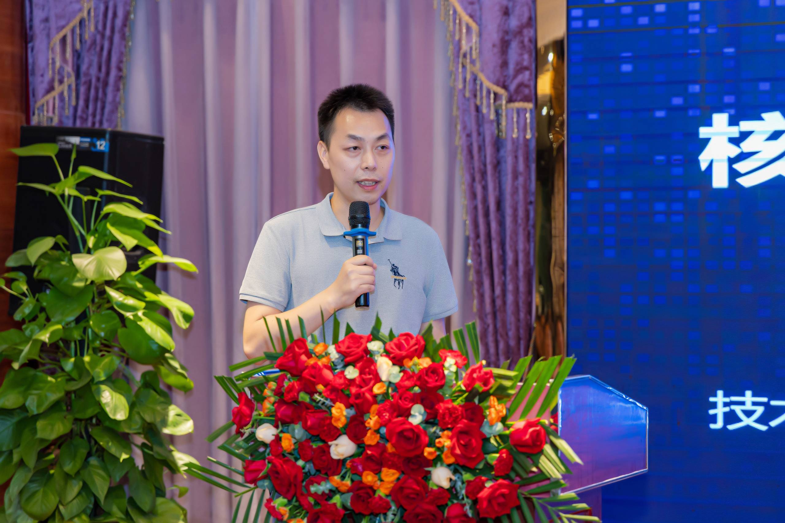 19d43f9bdee397ab48c91a4ce84c733e.jpg 19d43f9bdee397ab48c91a4ce84c733e.jpg